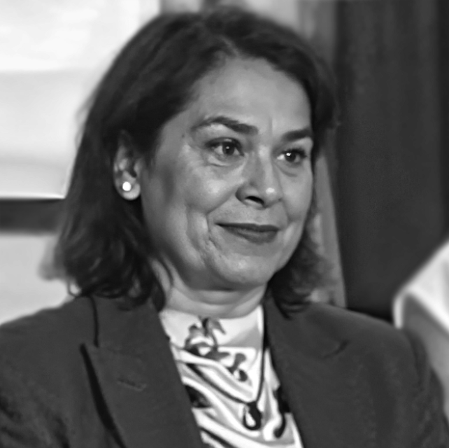  Dña. Ana Núñez Velasco