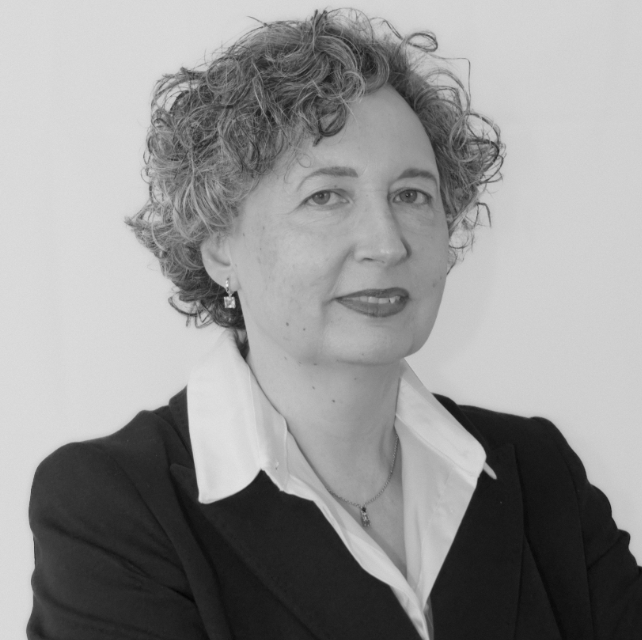 Dña. Mercedes Rodríguez